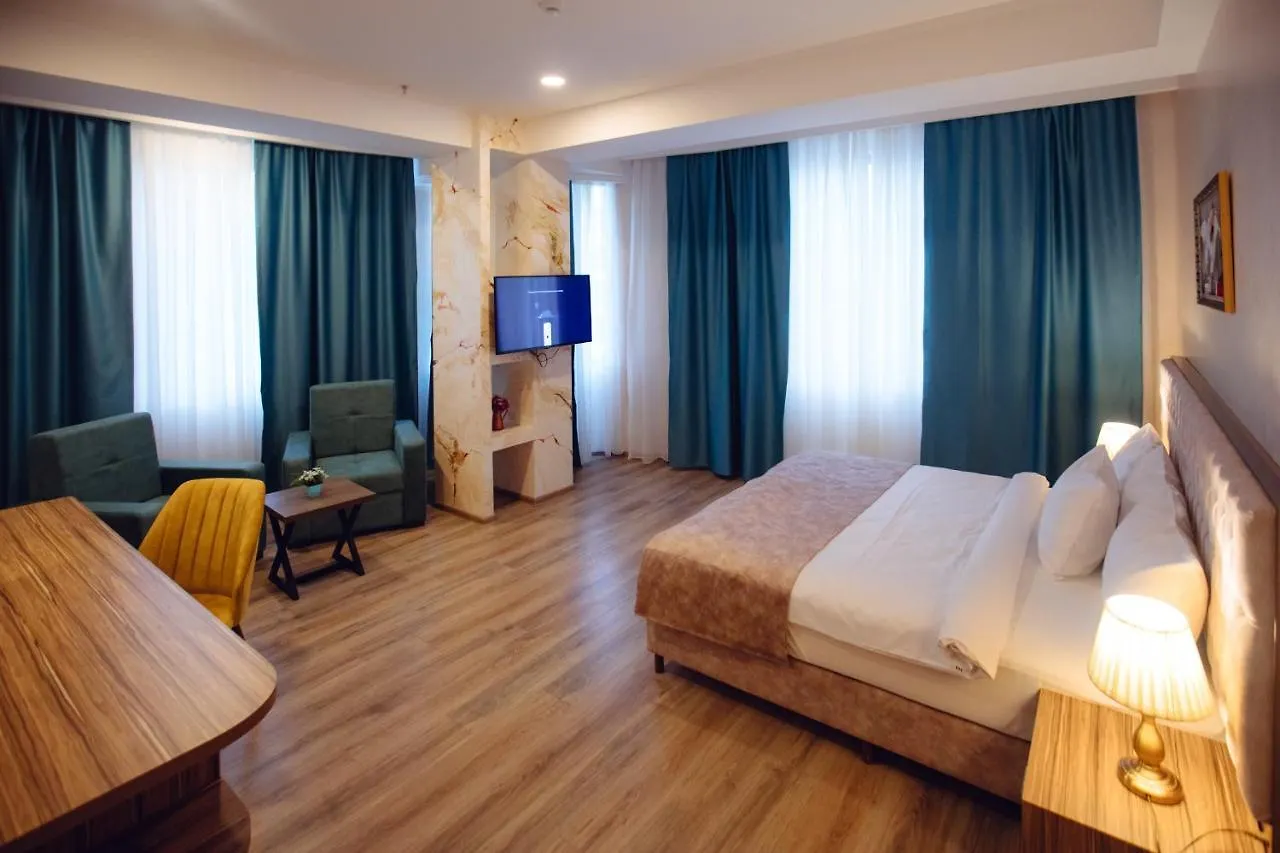 ***  La Corne Hotel バクー アゼルバイジャン